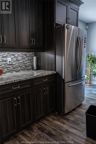 1231 Eastlawn, Windsor, ON - Indoor Photo Showing Kitchen