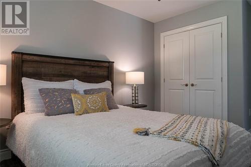 1231 Eastlawn, Windsor, ON - Indoor Photo Showing Bedroom