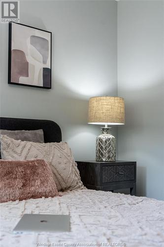 1231 Eastlawn, Windsor, ON - Indoor Photo Showing Bedroom