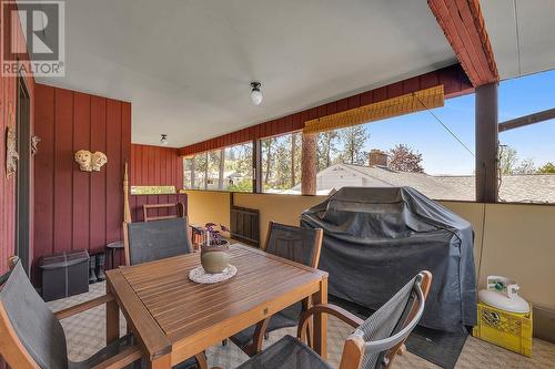 655 Barnaby Road, Kelowna, BC -  Photo Showing Dining Room