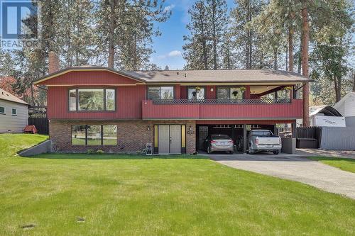 655 Barnaby Road, Kelowna, BC - Outdoor