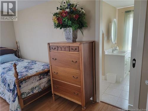 2080 Vallee Lourdes, Bathurst, NB - Indoor Photo Showing Bedroom