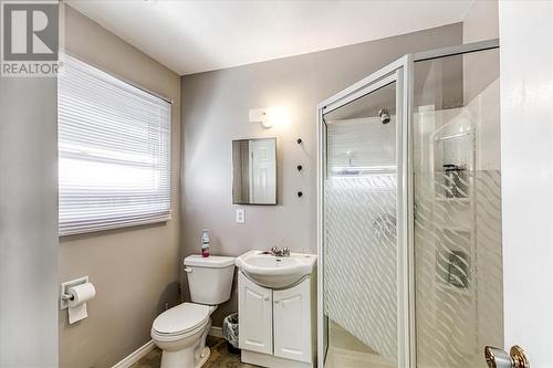 307 Albert Street, Espanola, ON - Indoor Photo Showing Bathroom