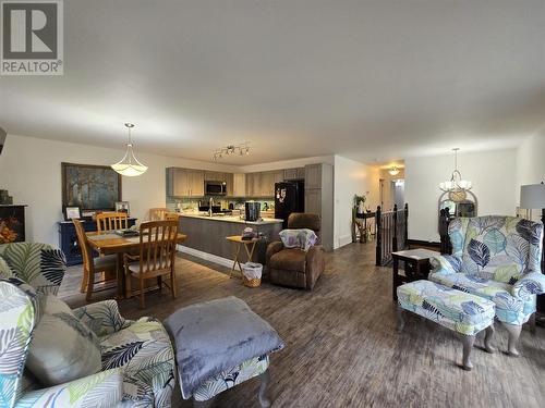 46 Huron Ave, Blind River, ON - Indoor Photo Showing Living Room