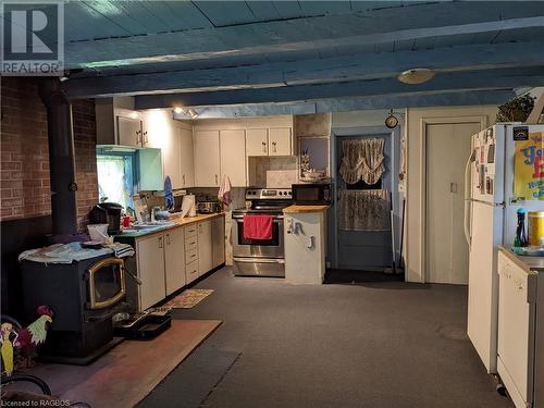 317901 Highway 6 & 10, Meaford, ON - Indoor Photo Showing Kitchen