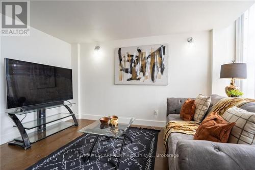 401 - 11 Rebecca Street, Hamilton (Beasley), ON - Indoor Photo Showing Living Room