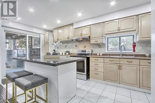 48 Archdekin Drive, Brampton (Madoc), ON - Indoor Photo Showing Kitchen