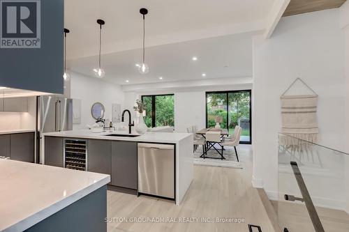 36 Maple Avenue N, Mississauga (Port Credit), ON - Indoor Photo Showing Kitchen With Upgraded Kitchen