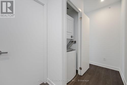 1703 - 370 Martha Street, Burlington, ON - Indoor