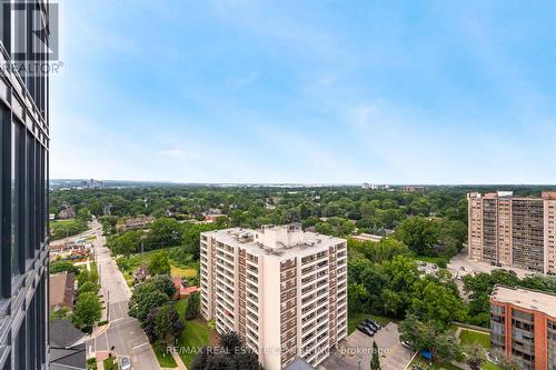 1703 - 370 Martha Street, Burlington, ON - Outdoor With View