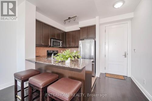 617 - 20 Bloorview Place, Toronto (Don Valley Village), ON - Indoor Photo Showing Kitchen