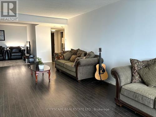 1009 - 4725 Sheppard Avenue, Toronto (Agincourt South-Malvern West), ON - Indoor Photo Showing Living Room