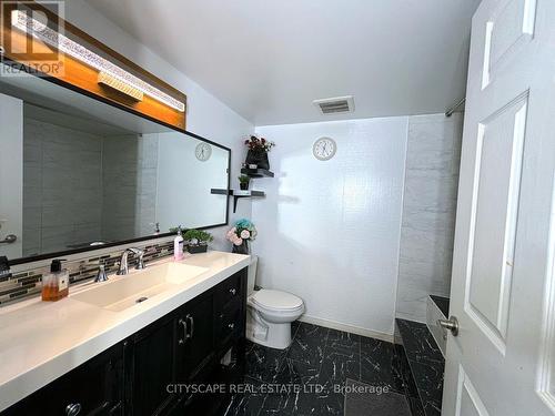 1009 - 4725 Sheppard Avenue, Toronto (Agincourt South-Malvern West), ON - Indoor Photo Showing Bathroom