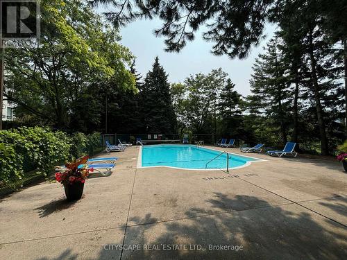 1009 - 4725 Sheppard Avenue, Toronto (Agincourt South-Malvern West), ON - Outdoor With In Ground Pool