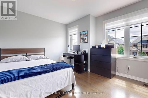 142 Mccann Crescent, Bradford West Gwillimbury, ON - Indoor Photo Showing Bedroom