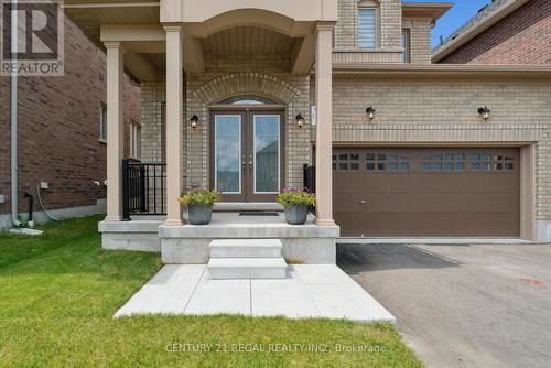 126 Heritage Street, Bradford West Gwillimbury (Bradford), ON - Outdoor With Facade