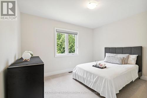 126 Heritage Street, Bradford West Gwillimbury (Bradford), ON - Indoor Photo Showing Bedroom