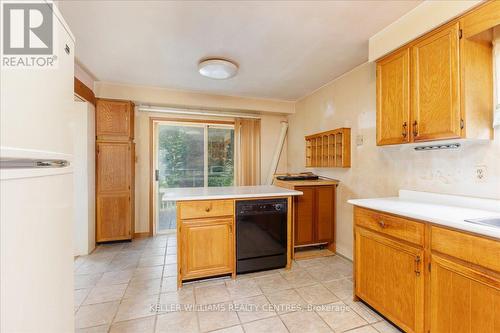 34 Riverglen Drive, Georgina, ON - Indoor Photo Showing Kitchen