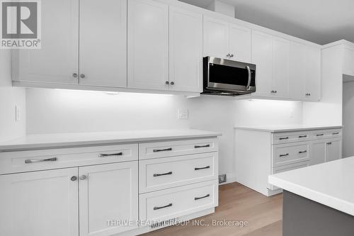 3068 Buroak Drive, London, ON - Indoor Photo Showing Kitchen