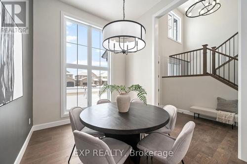 2060 Wickerson Road, London, ON - Indoor Photo Showing Dining Room