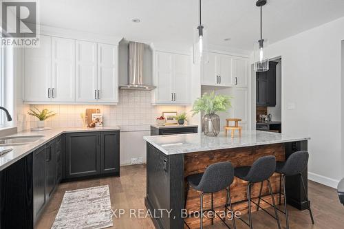 2060 Wickerson Road, London, ON - Indoor Photo Showing Kitchen With Upgraded Kitchen