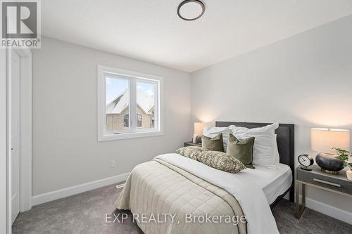 2060 Wickerson Road, London, ON - Indoor Photo Showing Bedroom