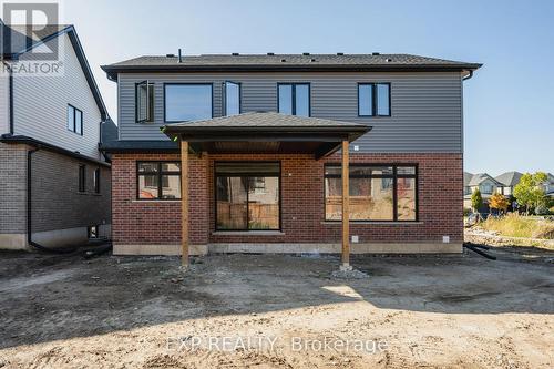 2060 Wickerson Road, London, ON - Outdoor