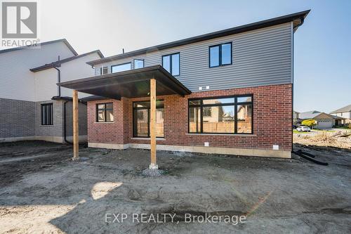 2060 Wickerson Road, London, ON - Outdoor