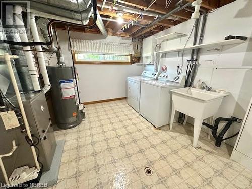 624 Lakeshore Drive Unit# 12, North Bay, ON - Indoor Photo Showing Laundry Room