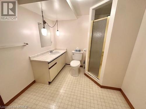 624 Lakeshore Drive Unit# 12, North Bay, ON - Indoor Photo Showing Bathroom