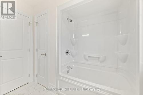 79 George Wright Boulevard, Prince Edward County (Picton), ON - Indoor Photo Showing Bathroom