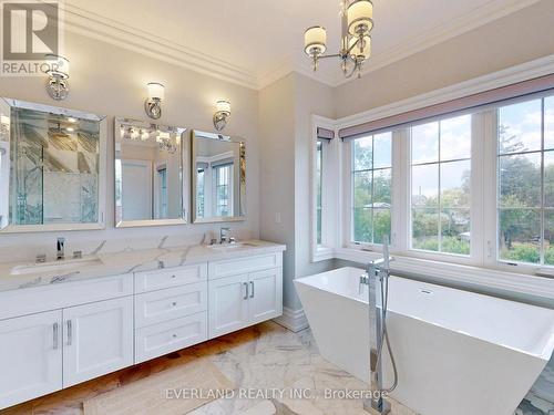 83 Ridgevale Drive, Toronto (Englemount-Lawrence), ON - Indoor Photo Showing Bathroom