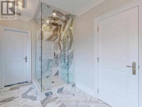 83 Ridgevale Drive, Toronto (Englemount-Lawrence), ON - Indoor Photo Showing Bathroom