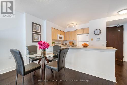 1507 - 388 Bloor Street E, Toronto (Rosedale-Moore Park), ON - Indoor Photo Showing Dining Room