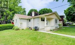 303 STONYBROOK Drive  Kitchener, ON N2M 4L8