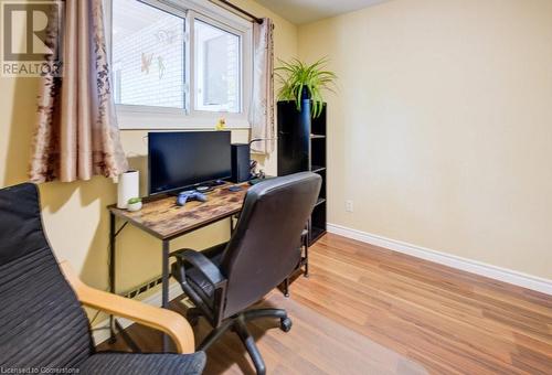 Bedroom 3 - 303 Stonybrook Drive, Kitchener, ON - Indoor Photo Showing Office