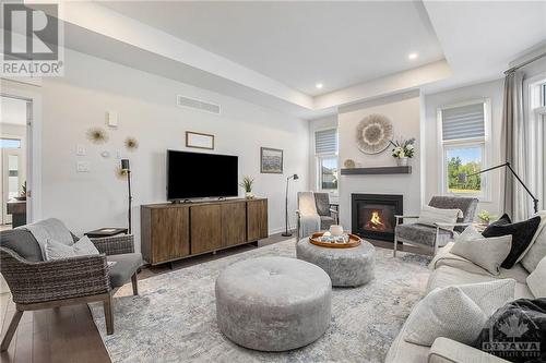 518 Kindred Crescent, Kemptville, ON - Indoor Photo Showing Living Room With Fireplace