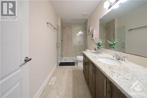 Main bath - 3243 Harvester Crescent, Kemptville, ON - Indoor Photo Showing Bathroom