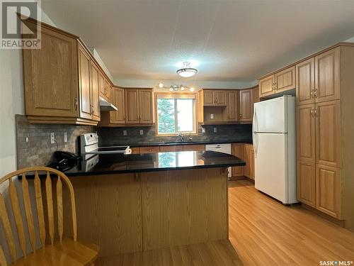 106 4451 Nicurity Drive, Regina, SK - Indoor Photo Showing Kitchen