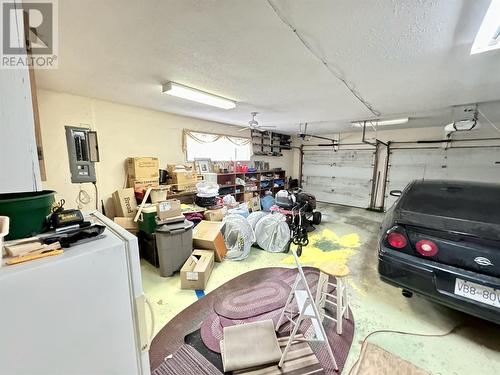 117/105 Sundial Road, Oliver, BC - Indoor Photo Showing Garage