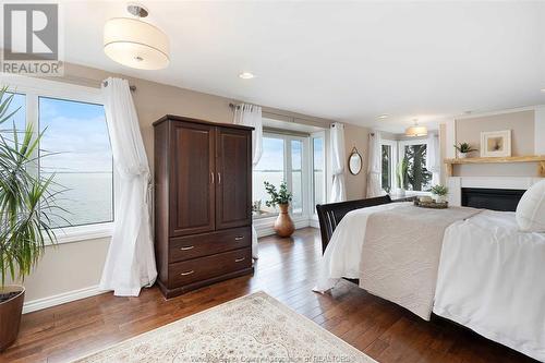 39 Woodbridge Drive, Amherstburg, ON - Indoor Photo Showing Bedroom