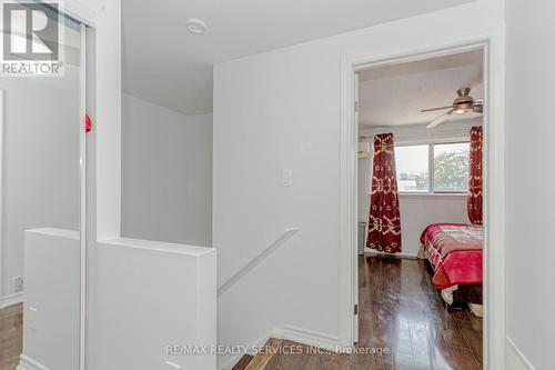 197 Fleetwood Crescent, Brampton (Southgate), ON - Indoor Photo Showing Other Room