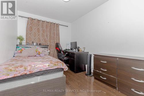 197 Fleetwood Crescent, Brampton (Southgate), ON - Indoor Photo Showing Bedroom