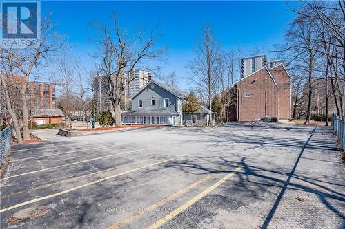 2122 Old Lakeshore Road, Burlington (Brant), ON 