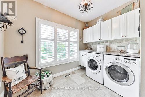 2115 Cunningham Court, Milton (Moffat), ON - Indoor Photo Showing Laundry Room