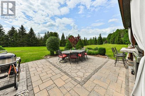 2115 Cunningham Court, Milton (Moffat), ON - Outdoor