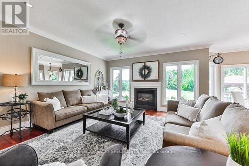 2115 Cunningham Court, Milton (Moffat), ON - Indoor Photo Showing Living Room With Fireplace