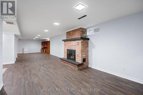 344 First Avenue N, Welland, ON - Indoor With Fireplace