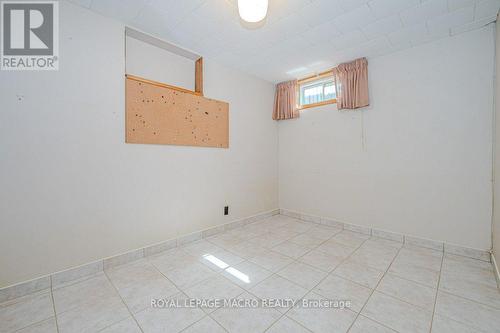 967 Mohawk Road E, Hamilton (Huntington), ON - Indoor Photo Showing Other Room