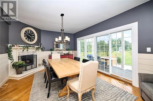 736 Chantler Road, Pelham, ON - Indoor Photo Showing Dining Room